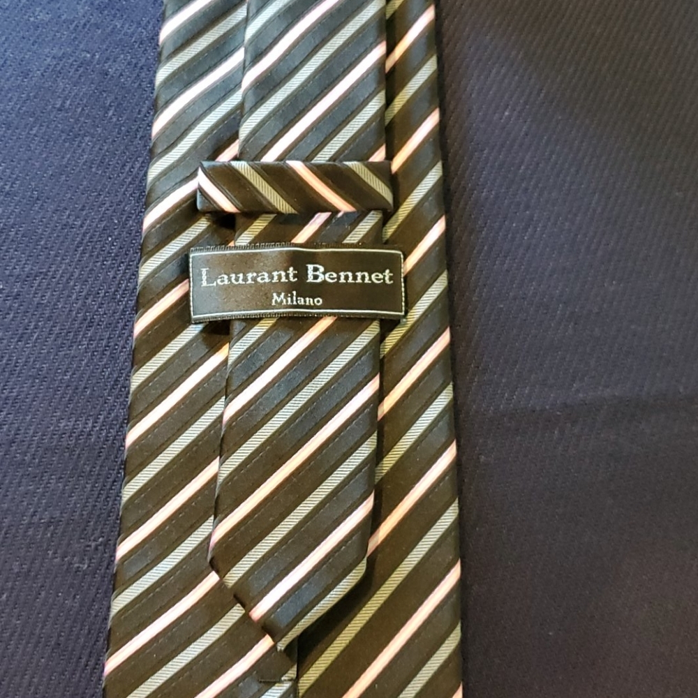 Striped tie - Picture 3 of 5